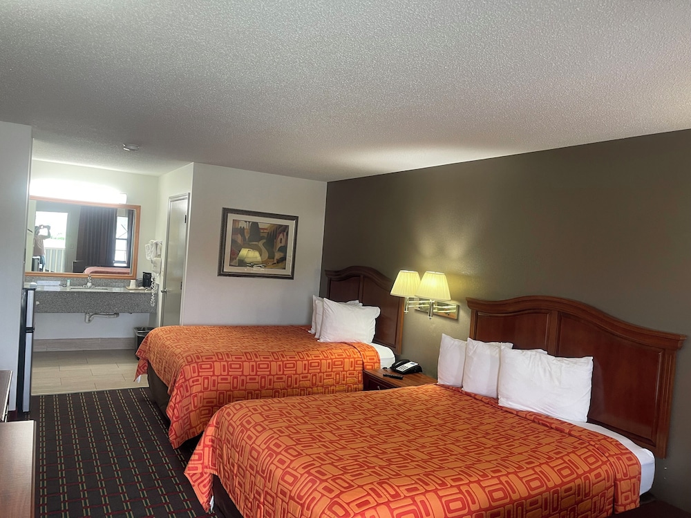 Loyalty Inn Hawkinsville 5/37