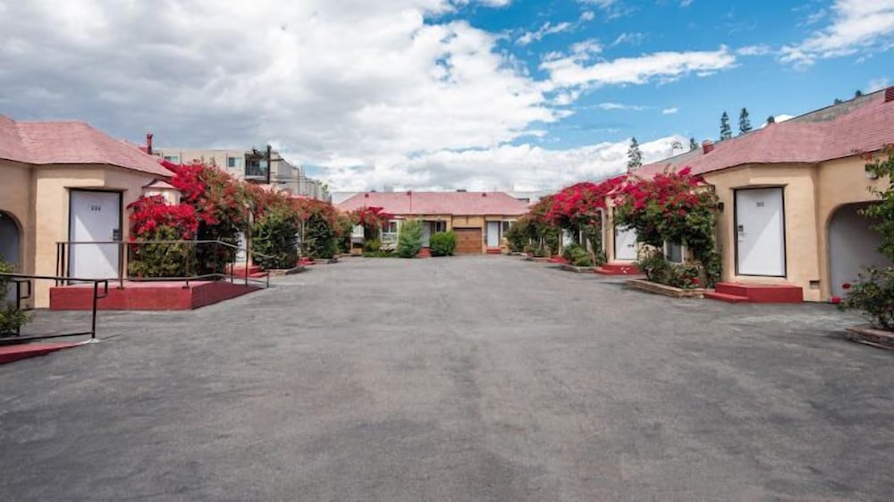 El Royale Hotel - Near Universal Studios Hollywood Los Angeles 37/50