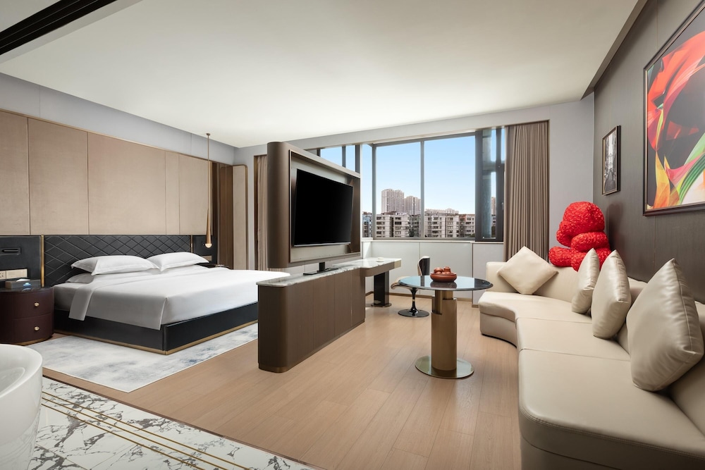 Days Hotel by Wyndham Shantou Longhu 23/43
