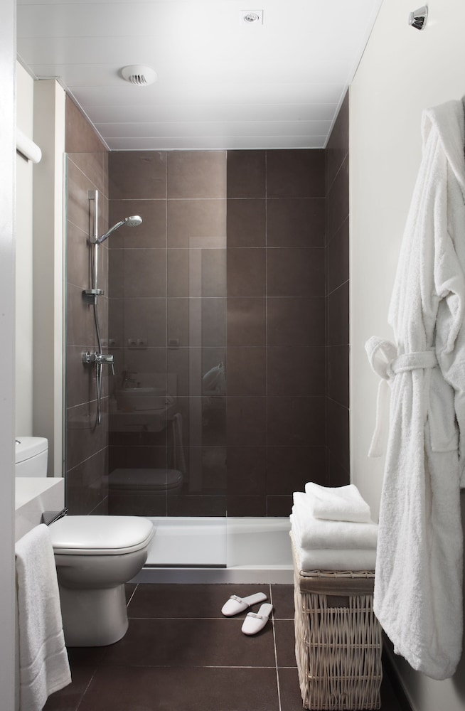 Apartments Rambla 102 40/45