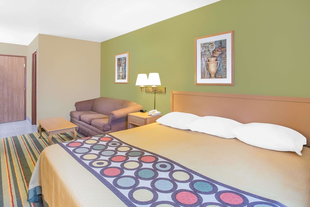 Studio, Suite, King Bed