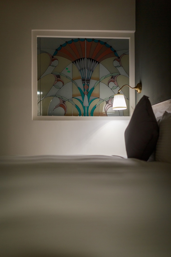 Hub Hotel 42/57