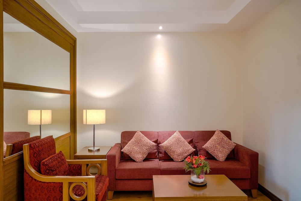Mansion Garden Hotel 46/73