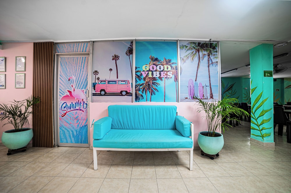Hotel Taybo Beach 69/83