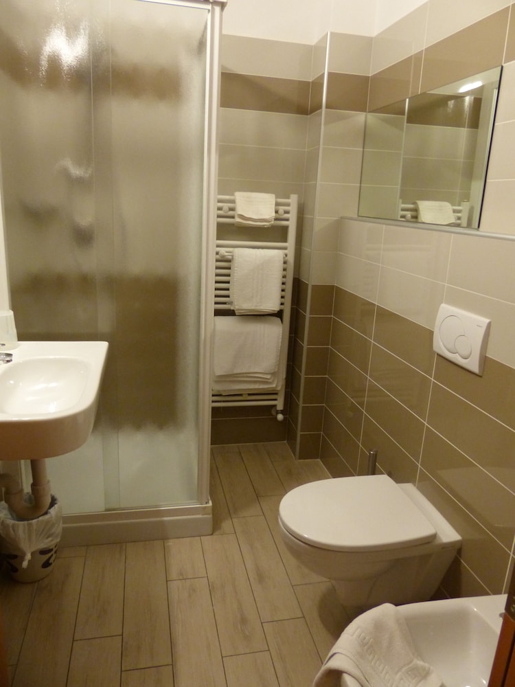 Franca Hotel 49/50