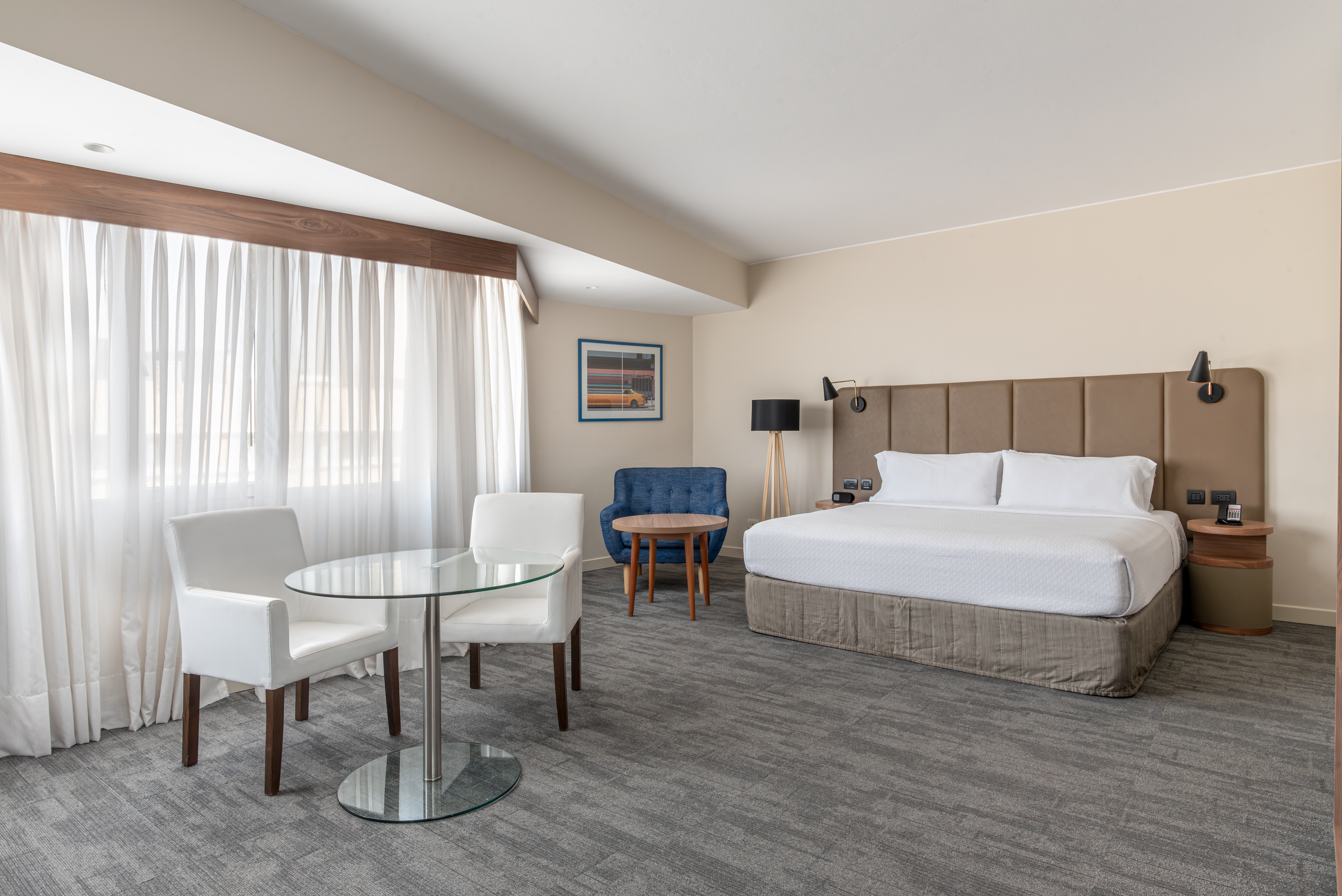 Crowne, Suite, King Bed