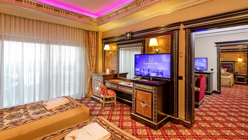Club Hotel Sera 43/71