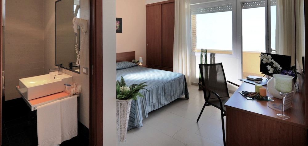 Hotel Miramare 26/77