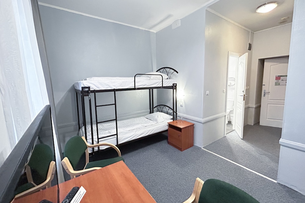 Slokas Ok Hotel 35/57
