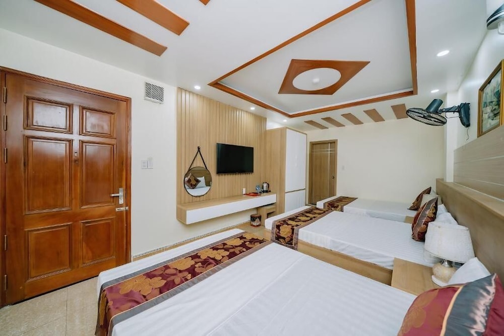 My Ngoc Hotel Catba 12/45