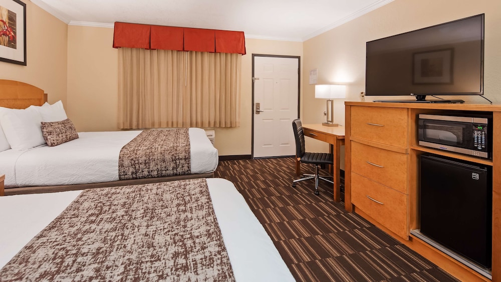 Best Western Plus Ontario Airport & Convention Center 13/31