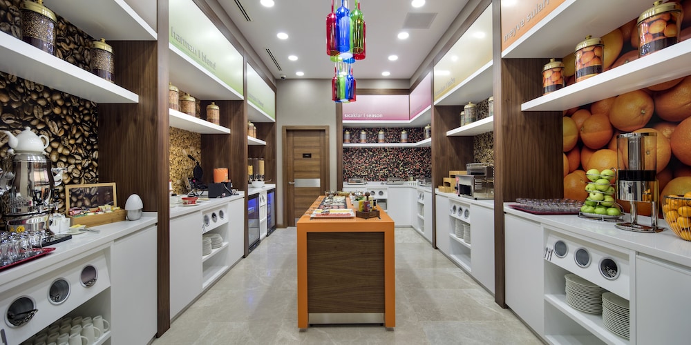 Hampton By Hilton Istanbul Atakoy 27/31