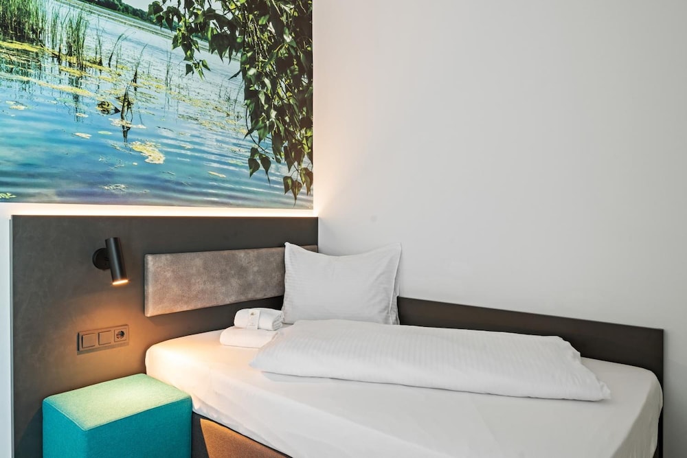 Hotel Amper 9/34