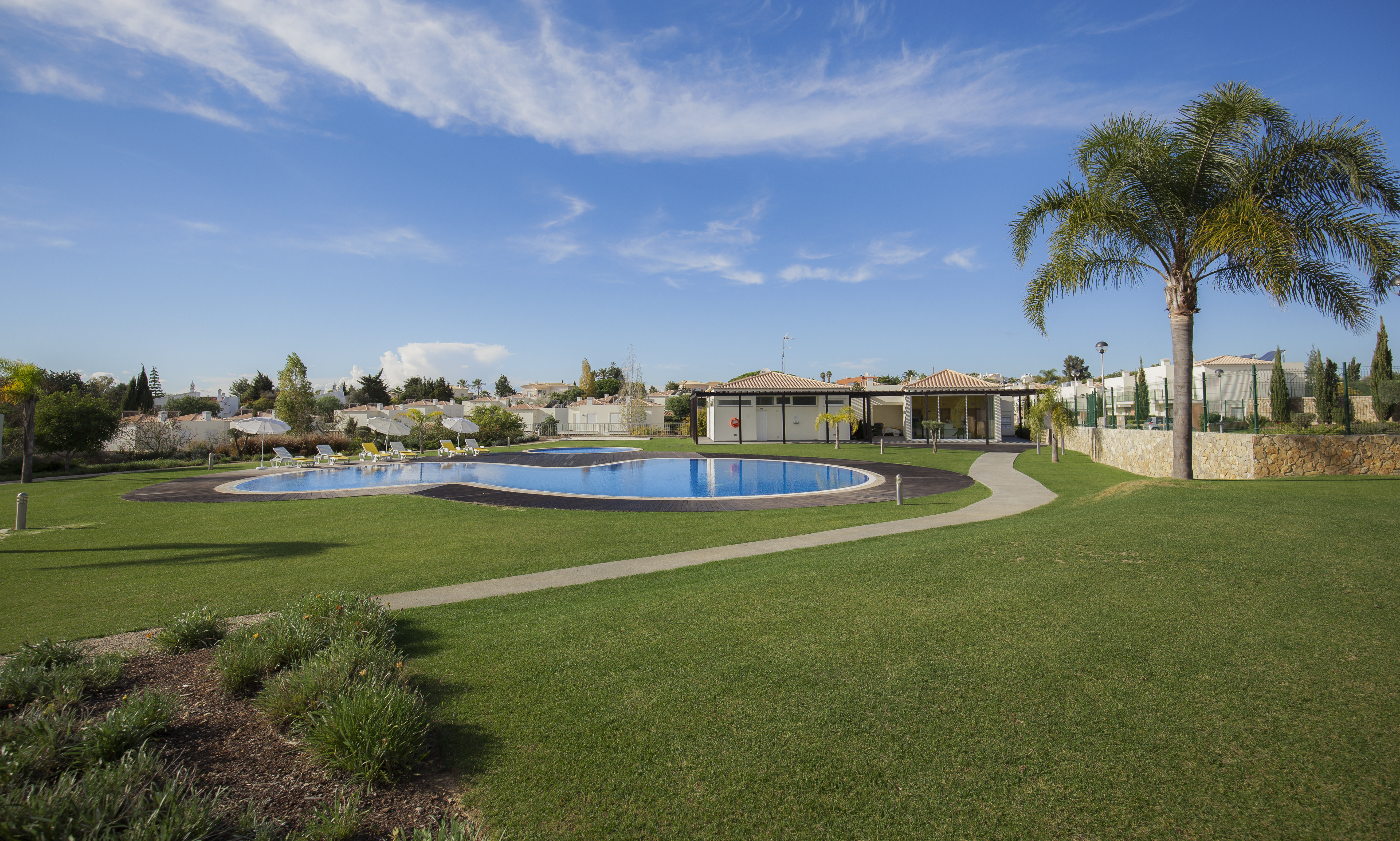 Hello Villas 16/18