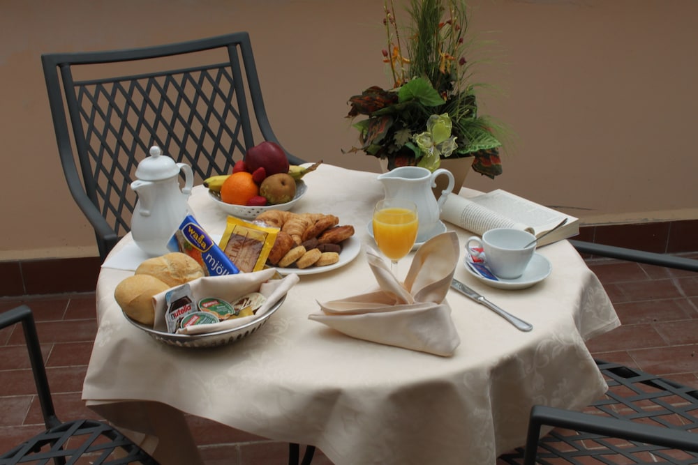 Best Western Grand Htl Guinigi 51/62