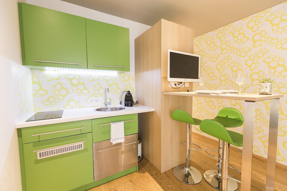 Room 4 Apartments 50/50