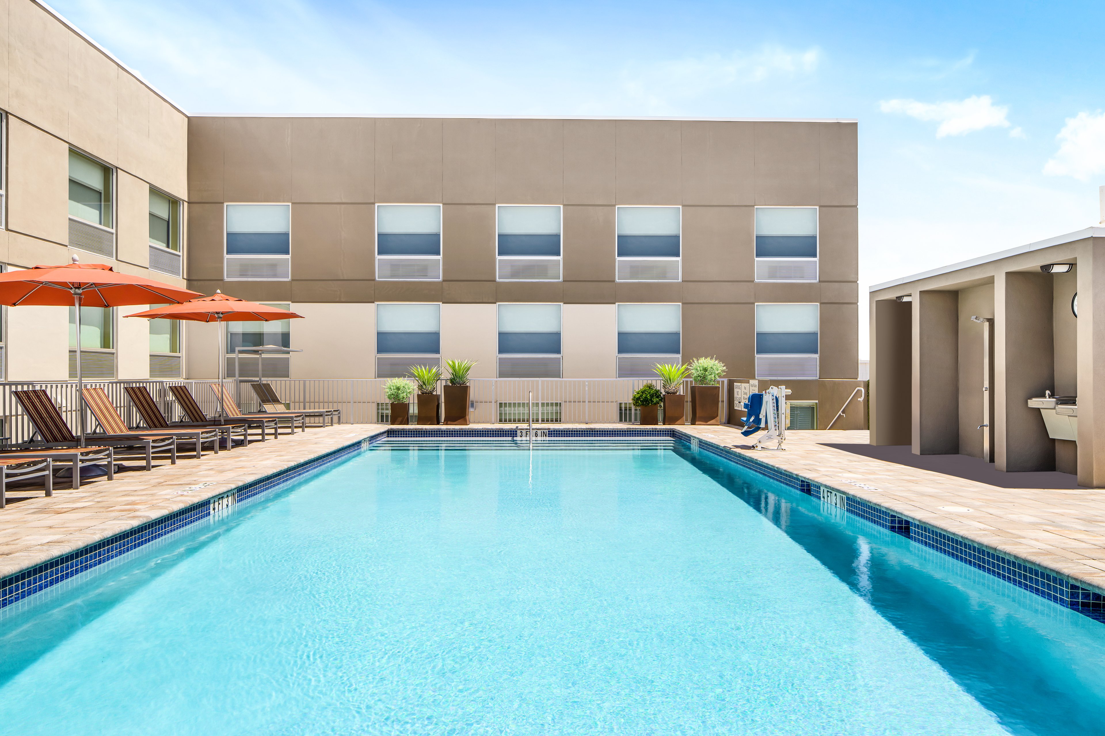 Holiday Inn Express Ft Lauderdale Cruise Airport 5/55