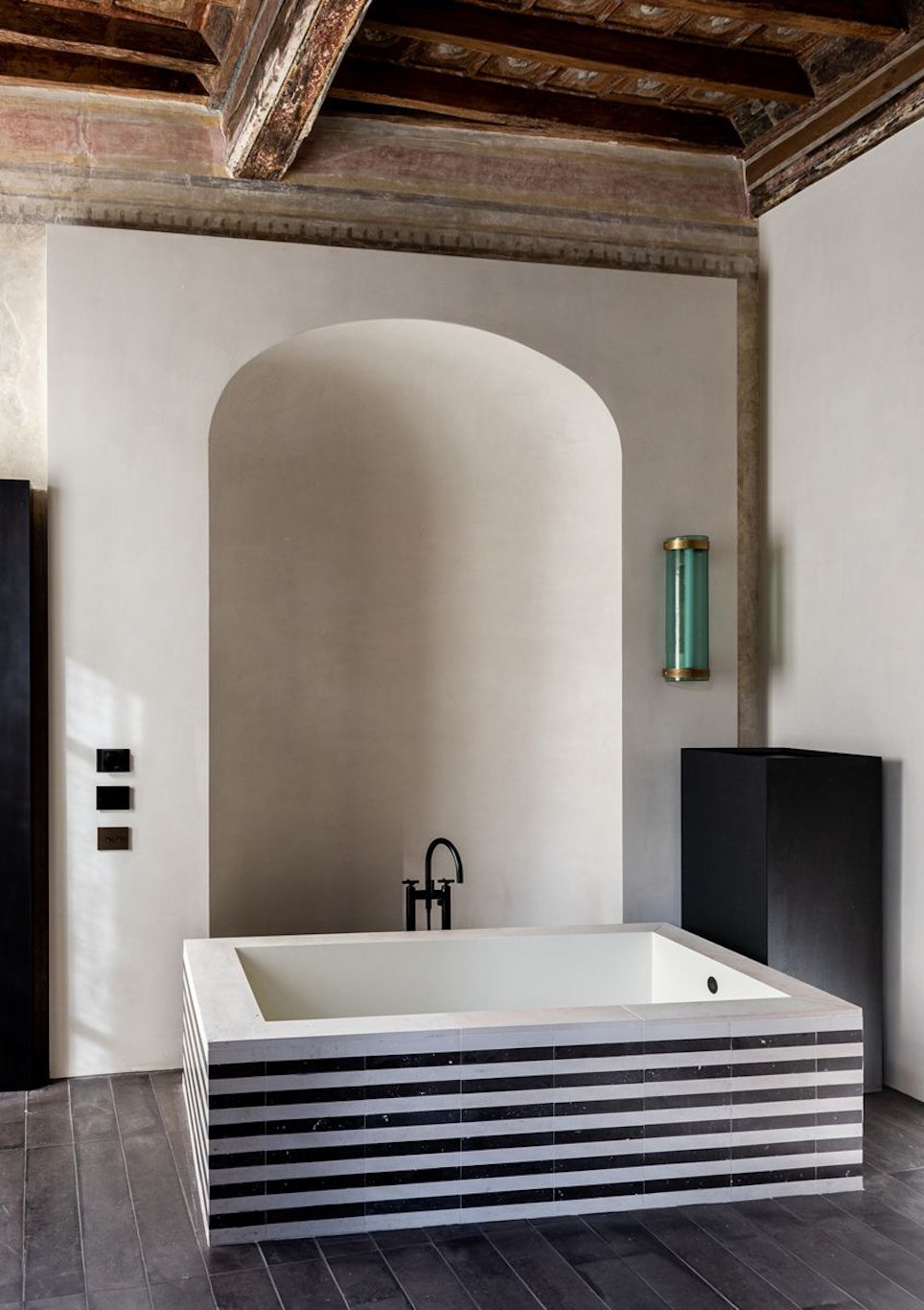 Palazzo Petrvs 5/31