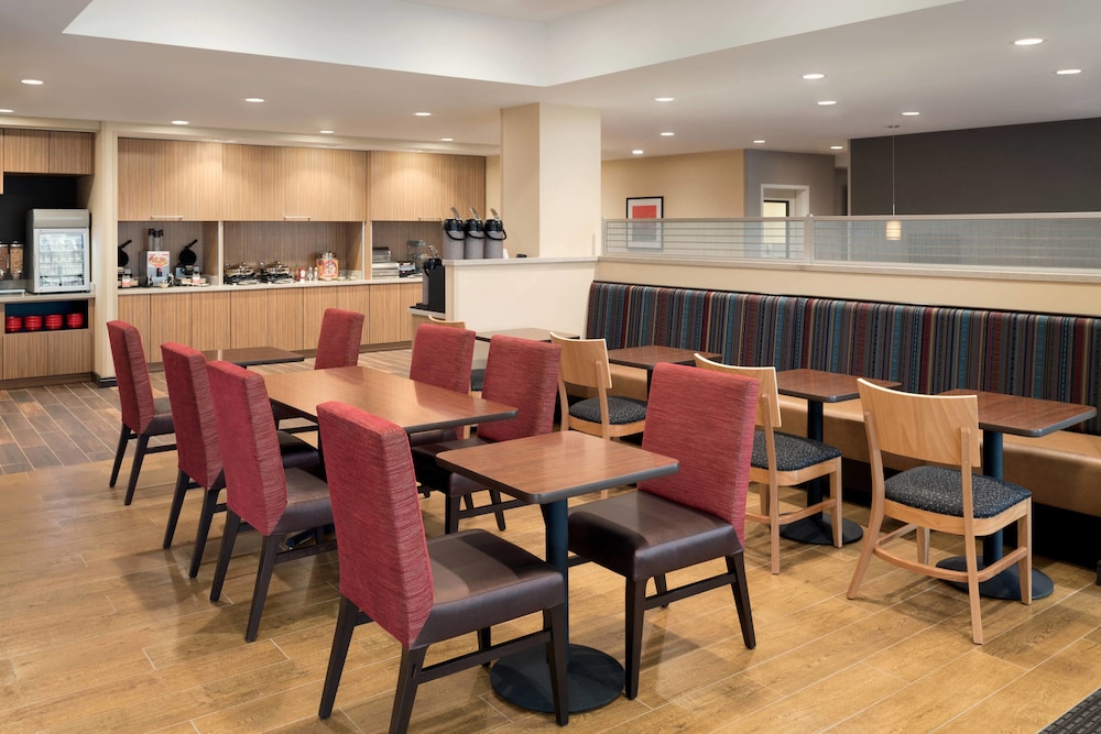 TownePlace Suites by Marriott Minooka 40/45