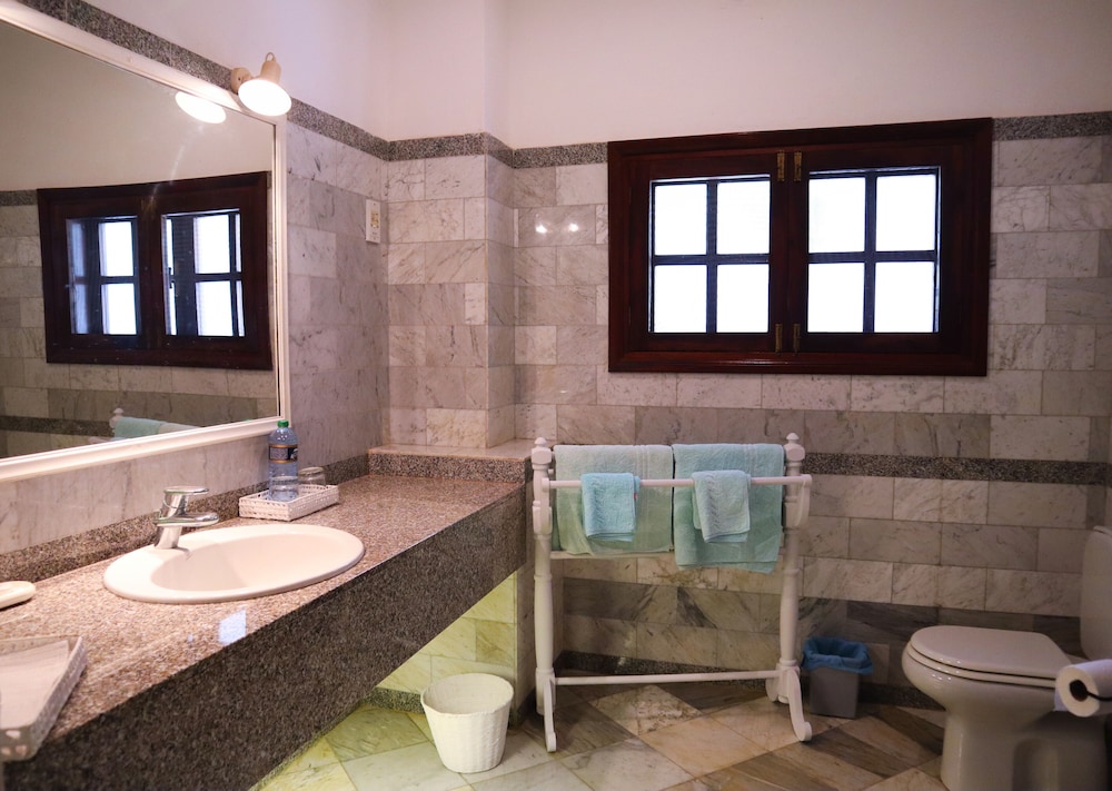Woburn Residence Club 22/22