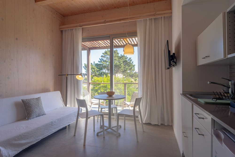 Anastasio Hotel And Beach Club 26/73