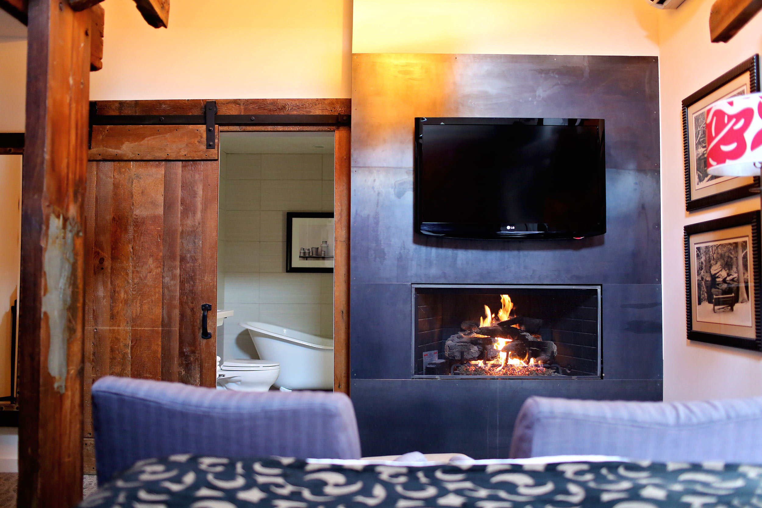 Chestnut Hill Hotel 32/50