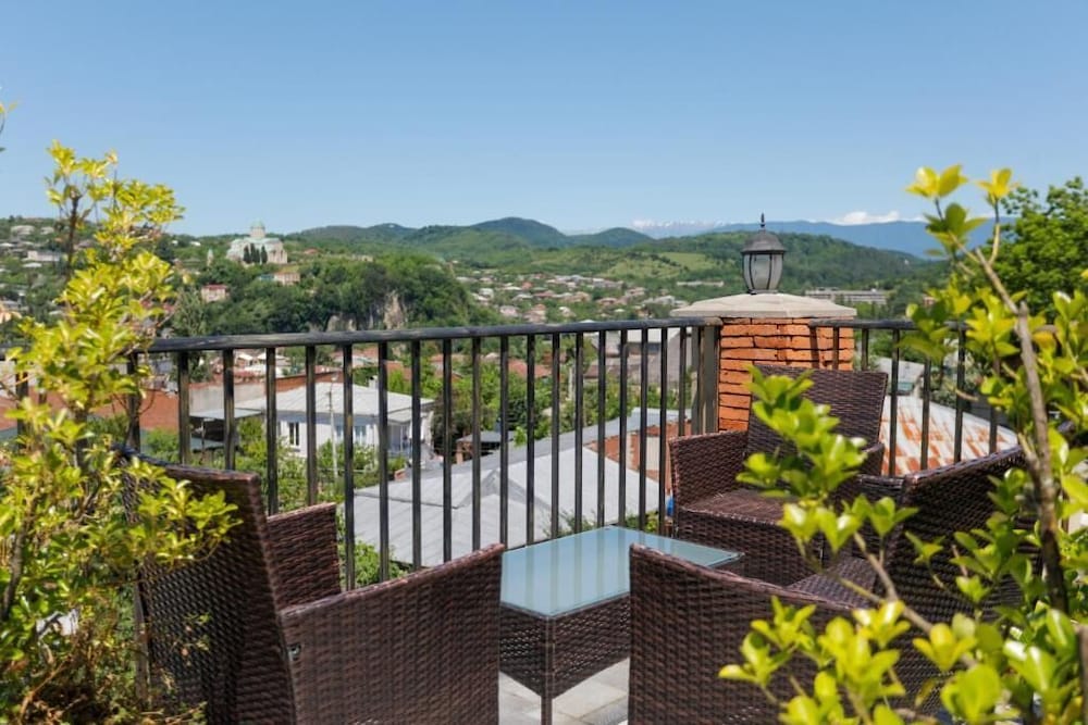 Hotel Terrace Kutaisi 3/50