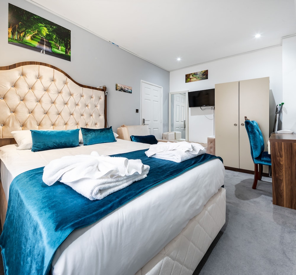 Vilenza Hotel 20/50