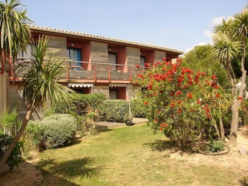 Hotel Phoebus Garden Spa 66/69