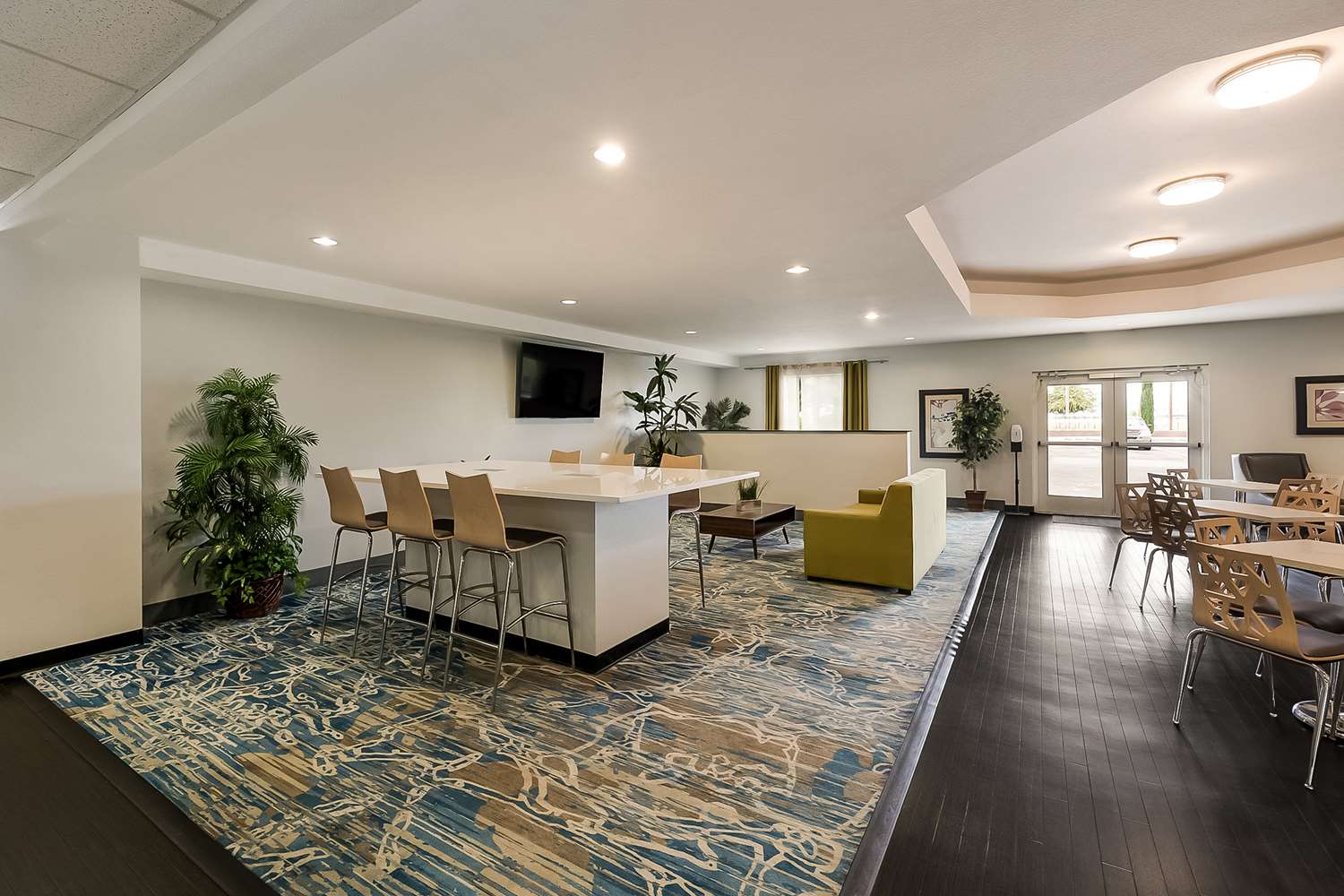 Best Western Douglas Inn & Suites 11/16