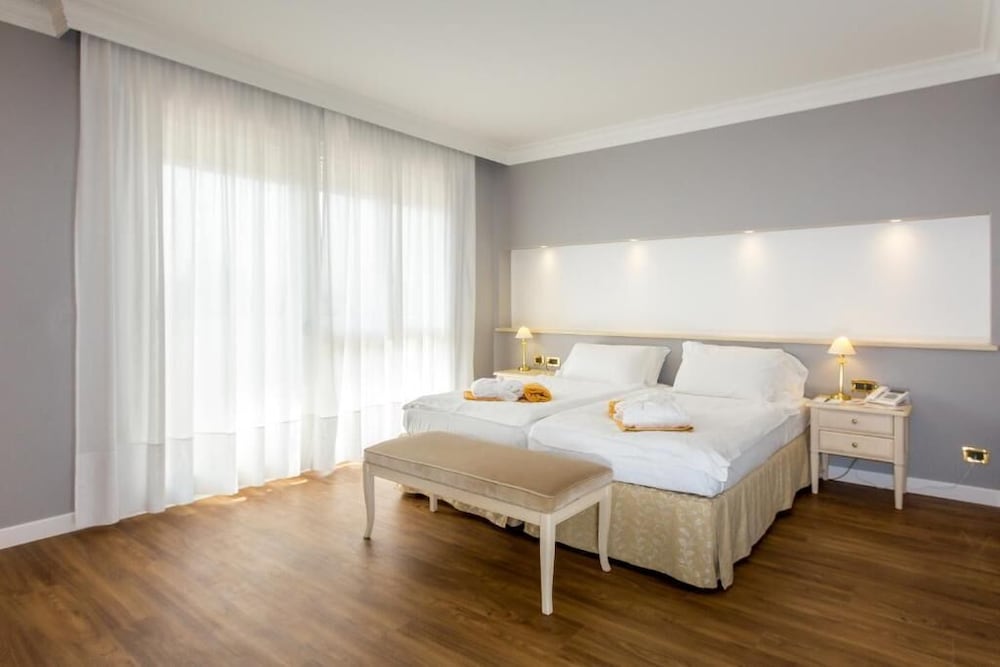 Hotel Terme Leonardo 8/42