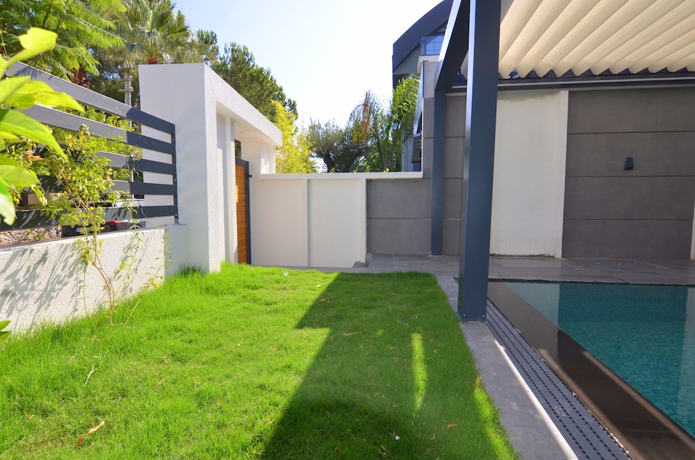 Juglans Suites 43/49
