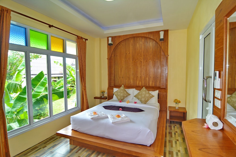 Phuchawee Lanta Villa 14/57