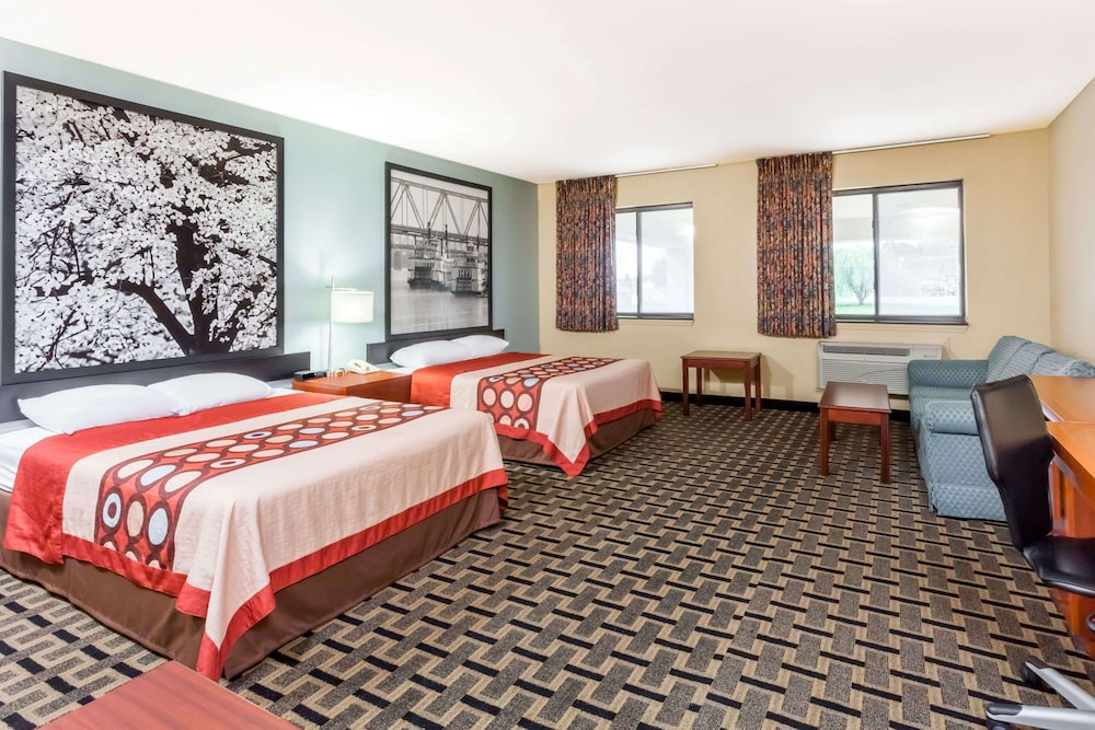 Suite, 2 Queen Beds