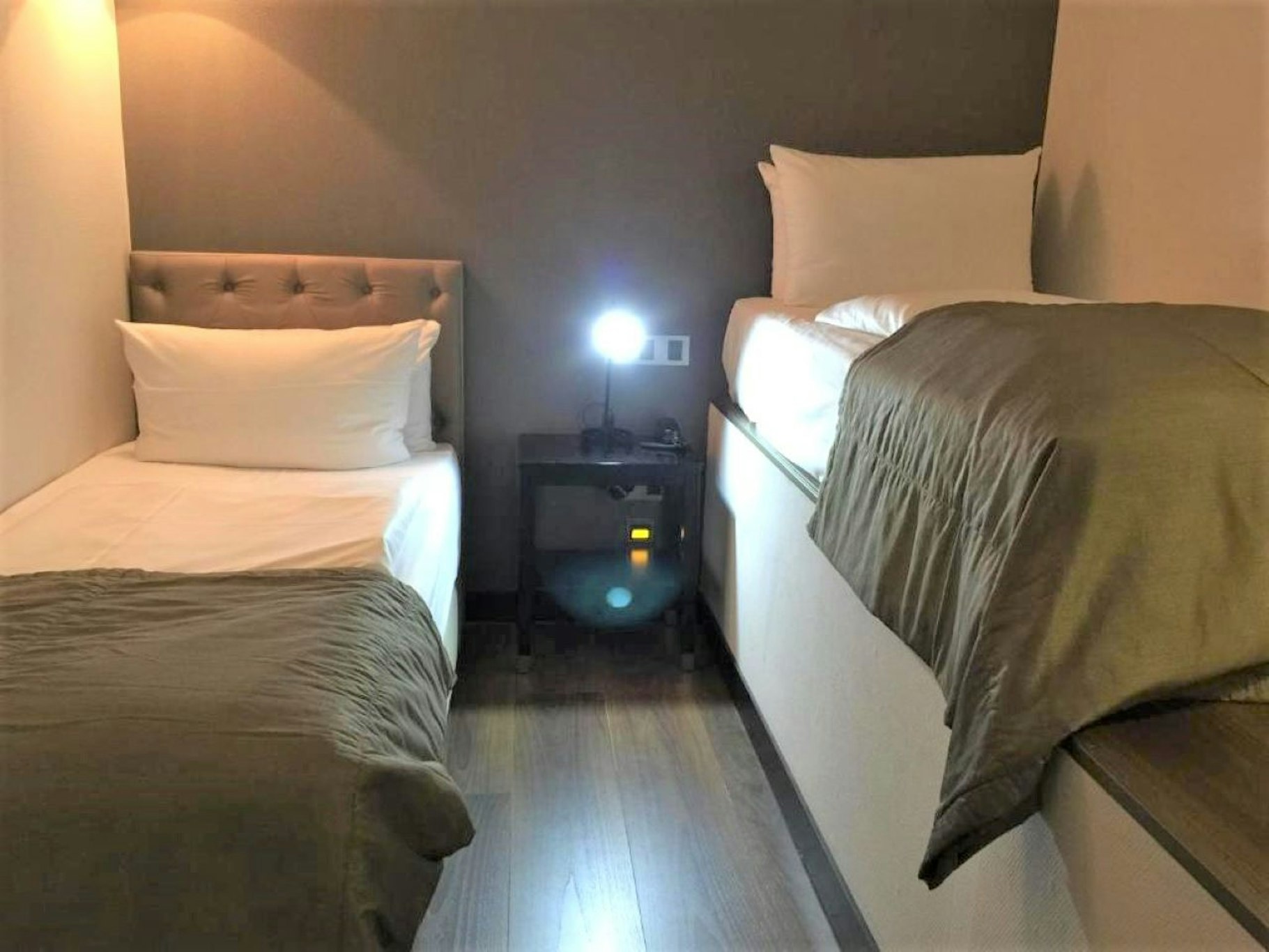 Room at Quentin Berlin Hotel, BERLIN