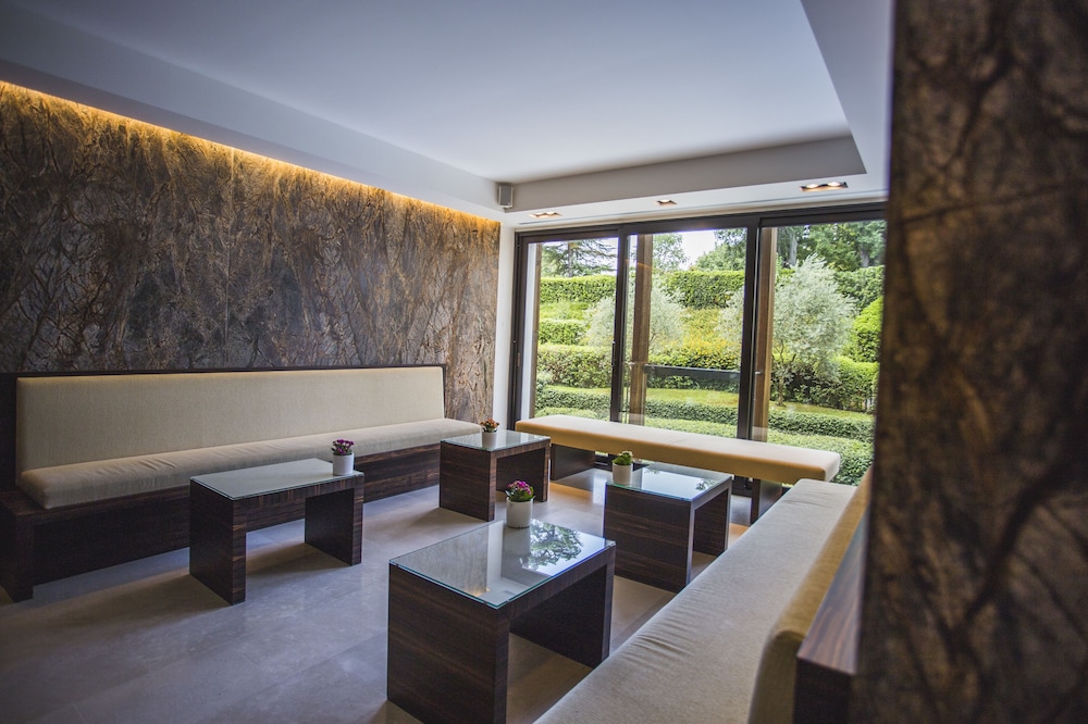 Hotel Acquaviva Del Garda 47/59