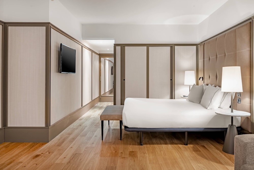 AC Hotel Avenida de America by Marriott 11/44