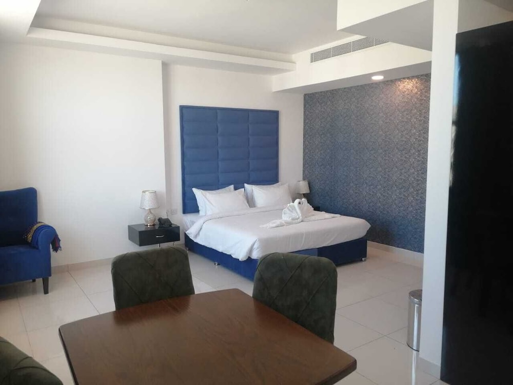Parkside Plaza Hotel 15/32