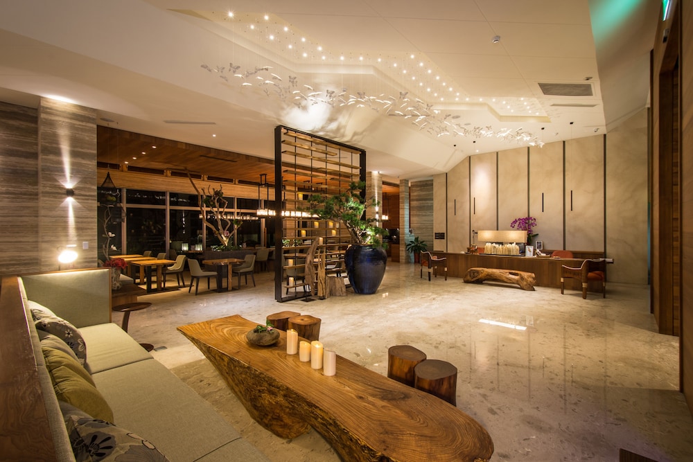 Liiko Hotels 8/67