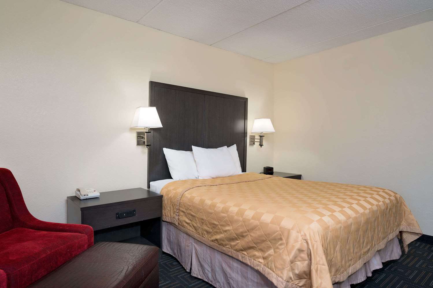 Twin Cities Inn, Mounds View 16/30