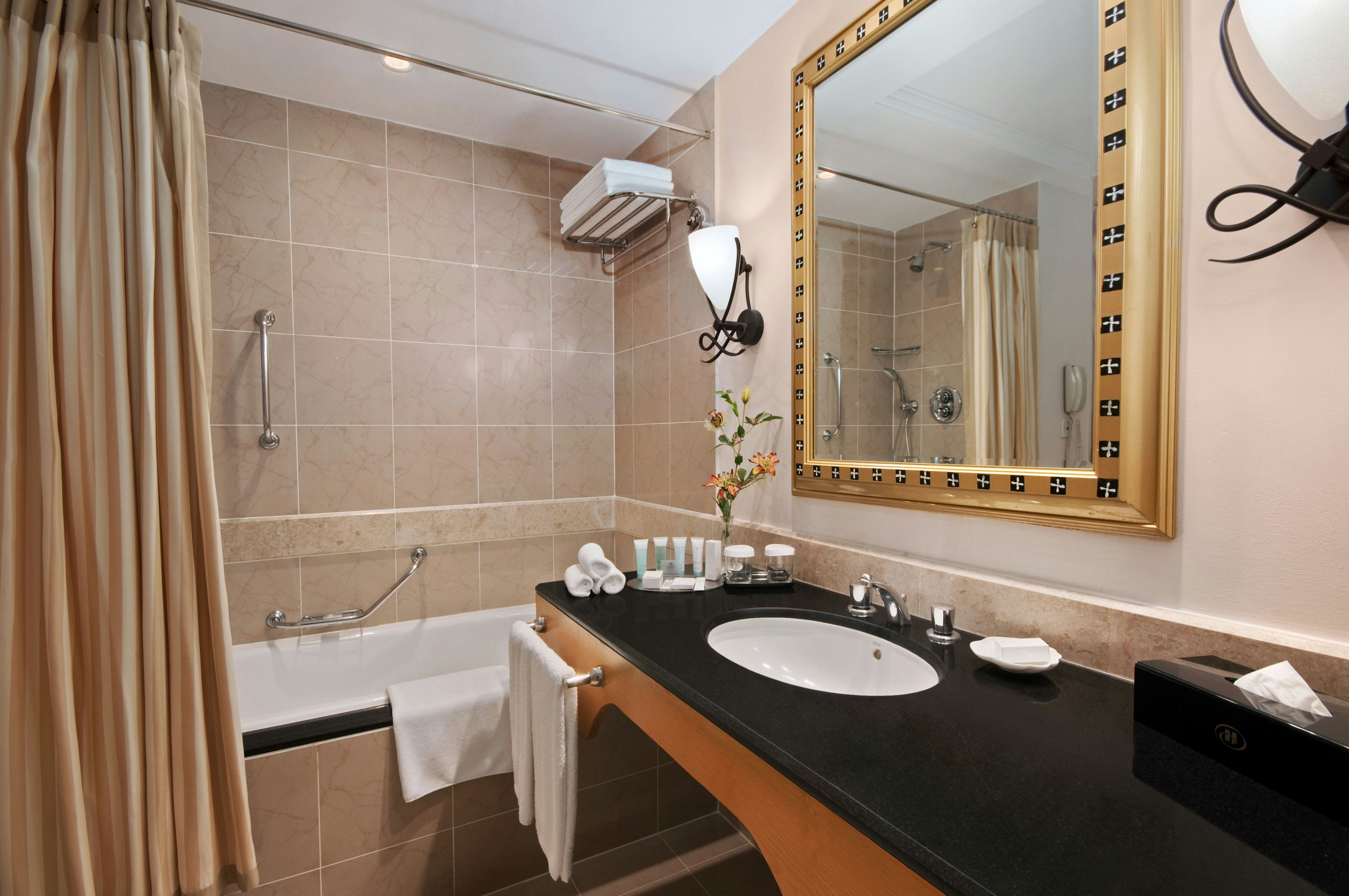 Hilton Salalah Resort 71/72