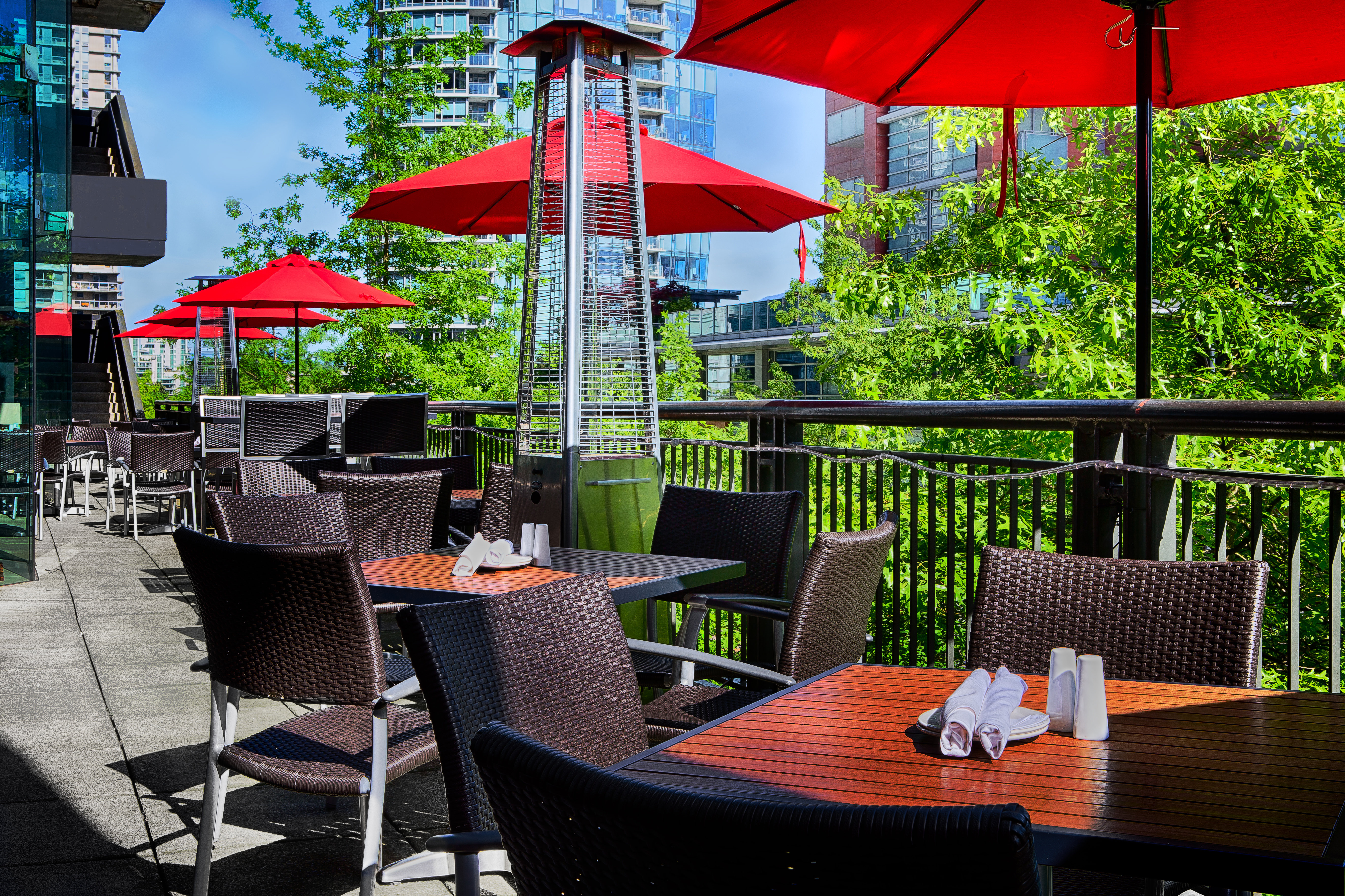 Pinnacle Vancouver Harbourfront (Ex Renaissance) 52/57