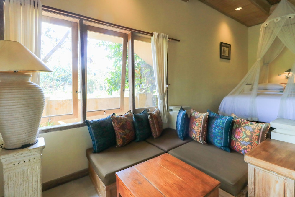 Tegal Sari Accommodation 24/50