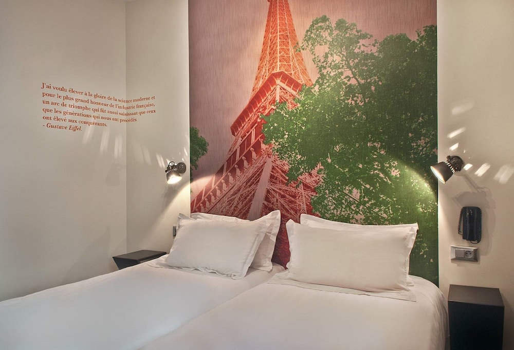 Hotel Alpha Paris Tour Eiffel 16/69