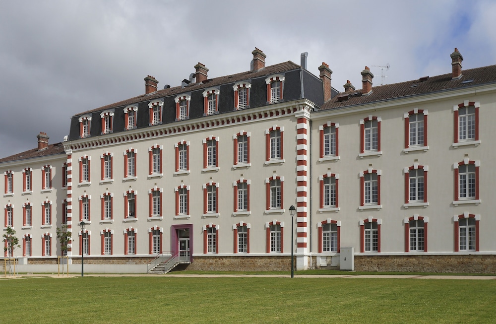Residence Les Demeures Champenoises in EPERNAY