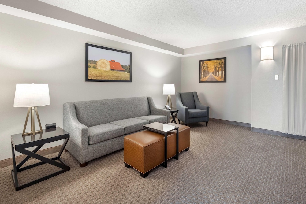 Drury Inn and Suites Paducah 28/50