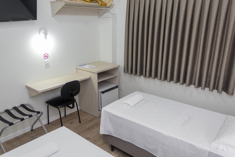 HOTEL VITORIA 17/43