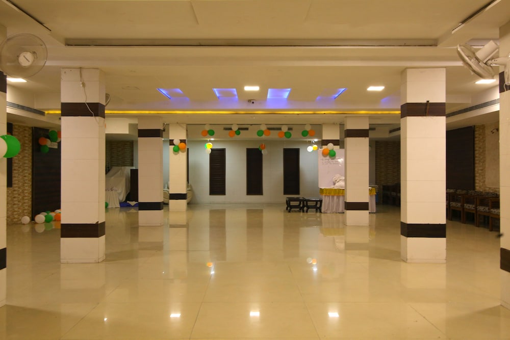 HOTEL RIYA PALACE 6/50