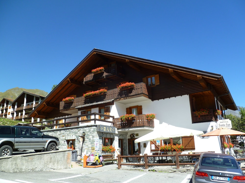 Hotel Santa San 4/69
