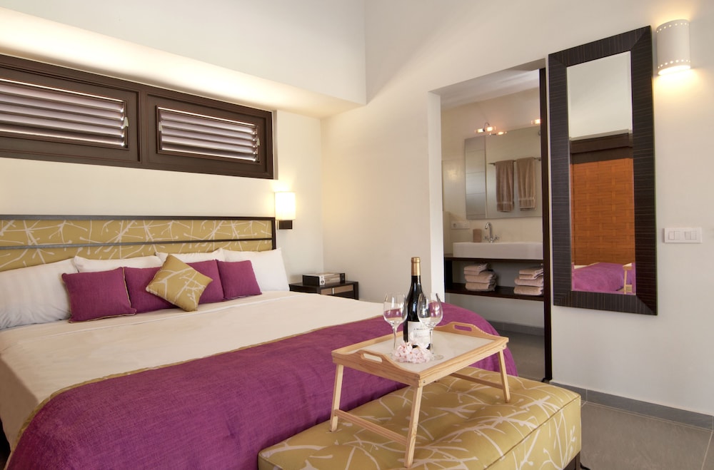Blue Bay Curacao Golf and Beach Resort 50/78